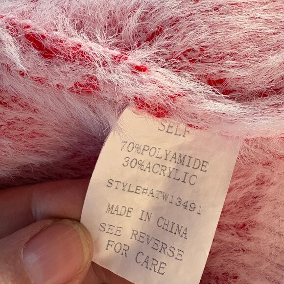 ANDTHEWHY Fuzzy Snowflake Red and White Ombre Thick Winter Sweater M/L - Picture 2 of 9